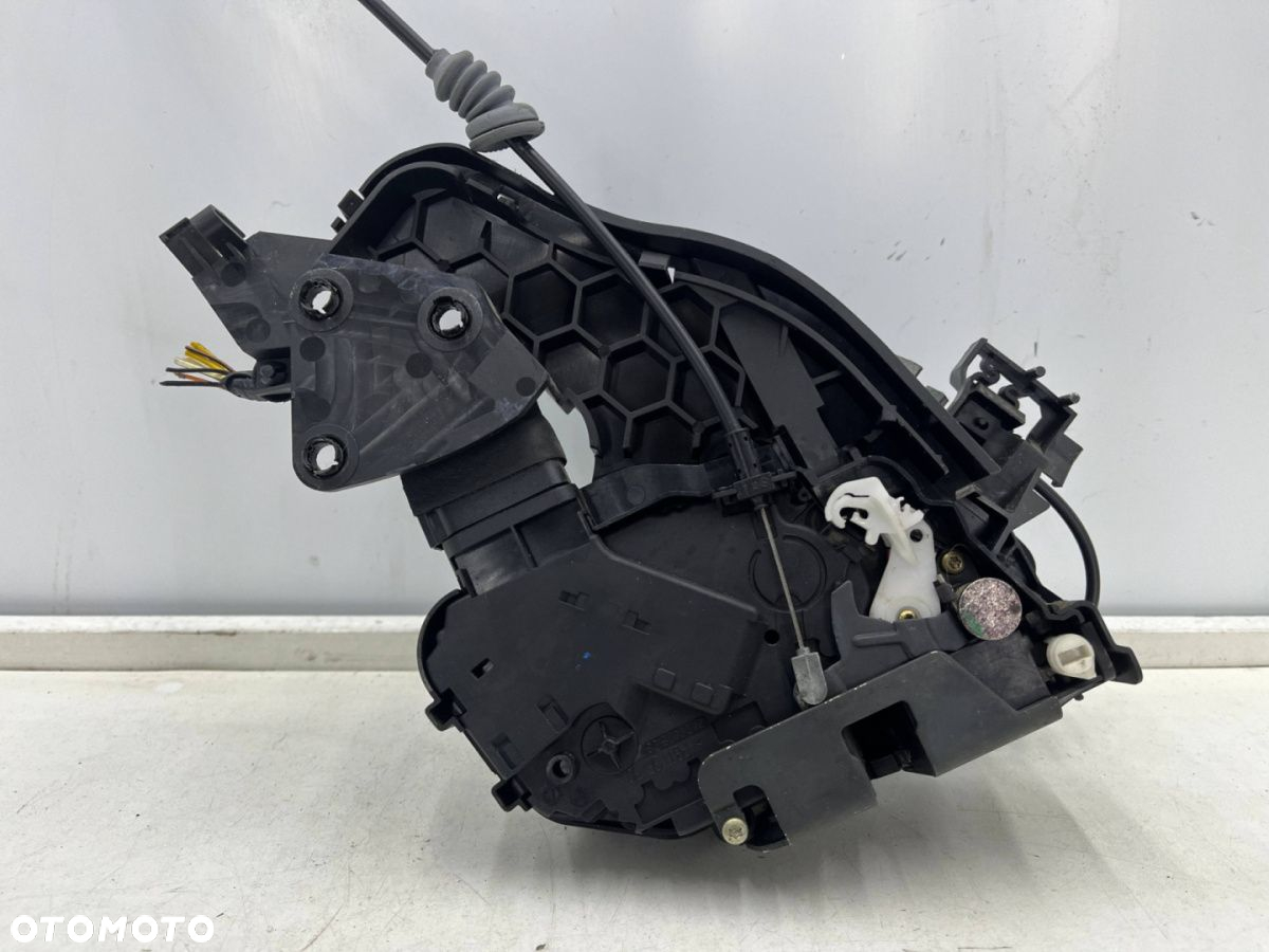 Zamek drzwi Volvo V50 kombi S40 II sedan 04-12r. klamka PRAWA tylna prawy tył 8 PIN 30699112 - 7