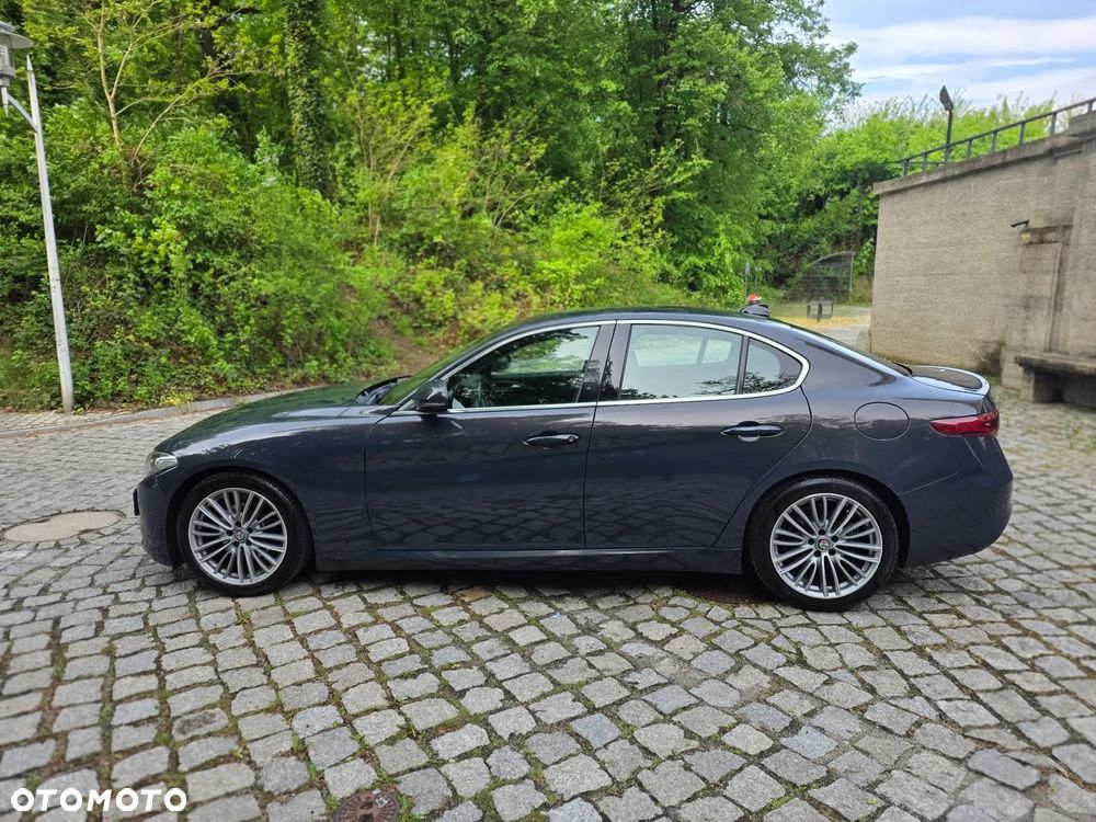 Alfa Romeo Giulia 2.2 D Turbo Super - 18