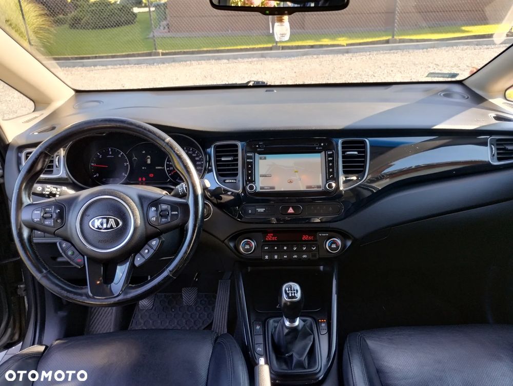 Kia Carens 1.7 CRDi XL 7os - 21