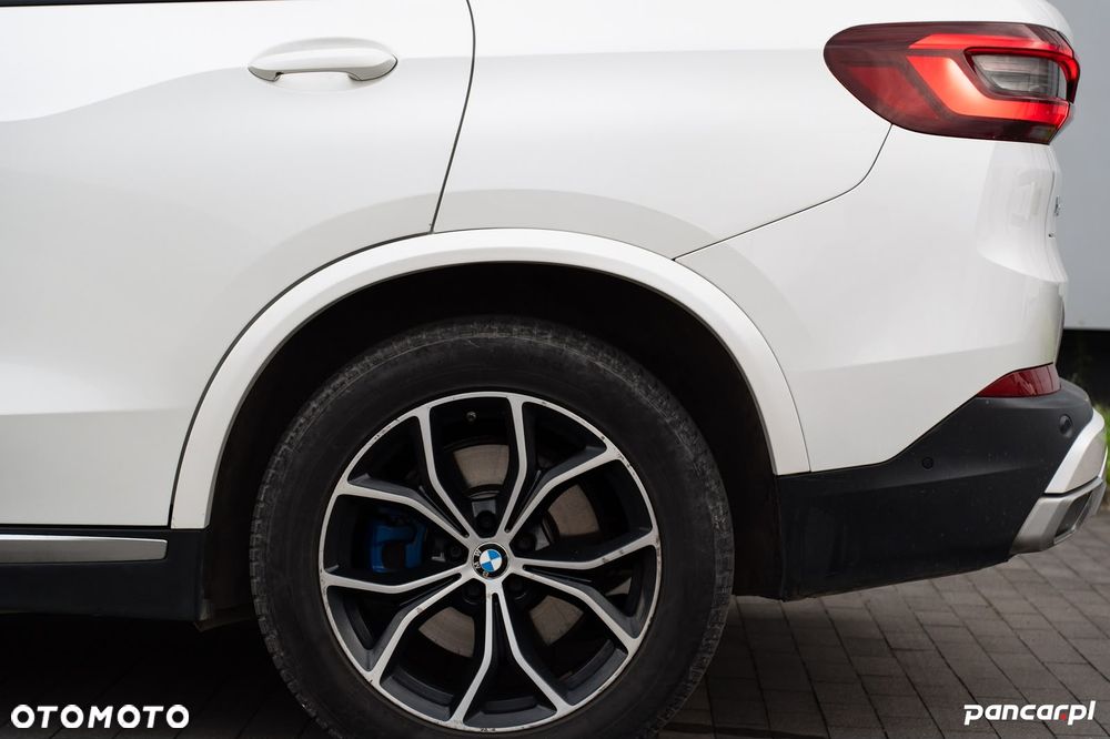 BMW X5 xDrive45e - 12