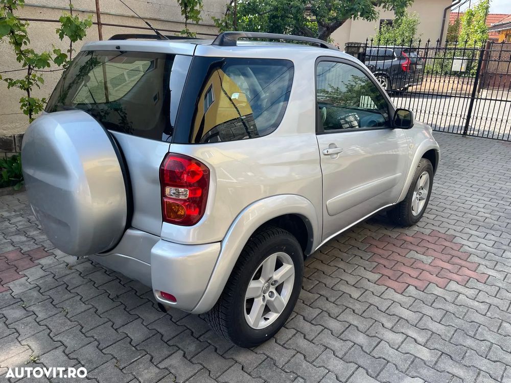 Toyota RAV4 - 3