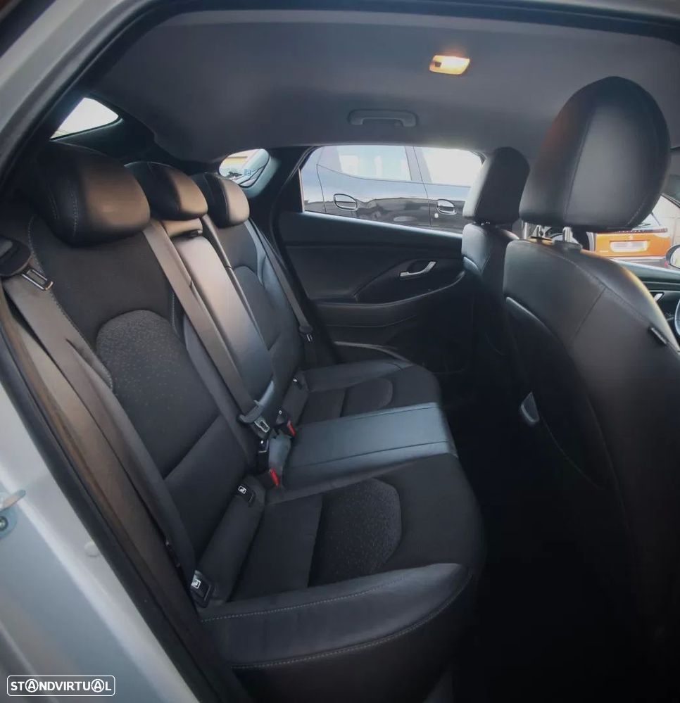 Hyundai i30 Fastback 1.0 T-GDI Style - 25