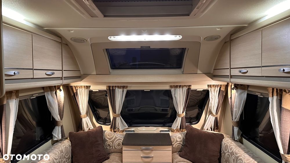 SWIFT Sterling Eccles Sport 524 - 38