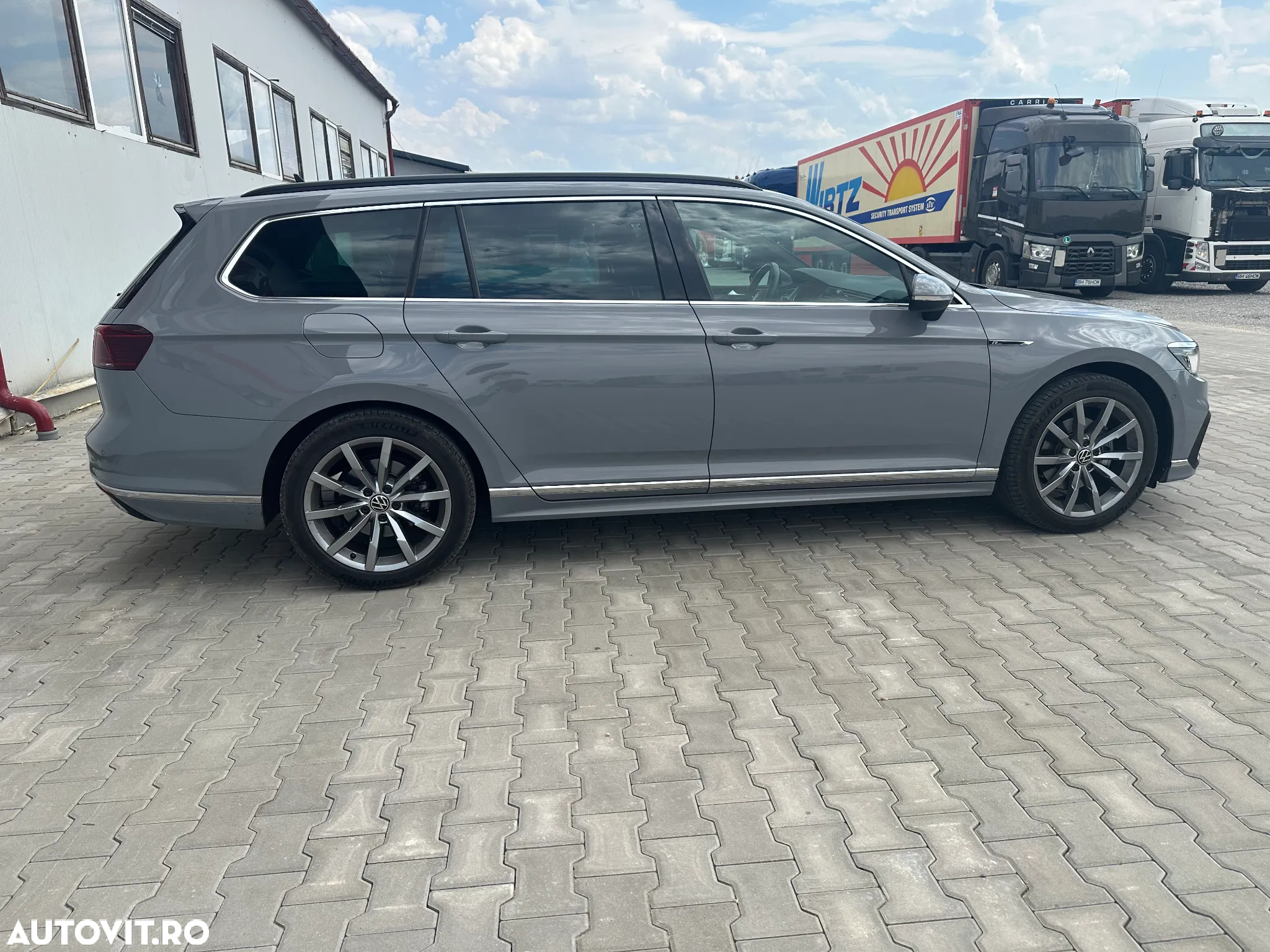 Volkswagen Passat 2.0 TDI SCR DSG - 3