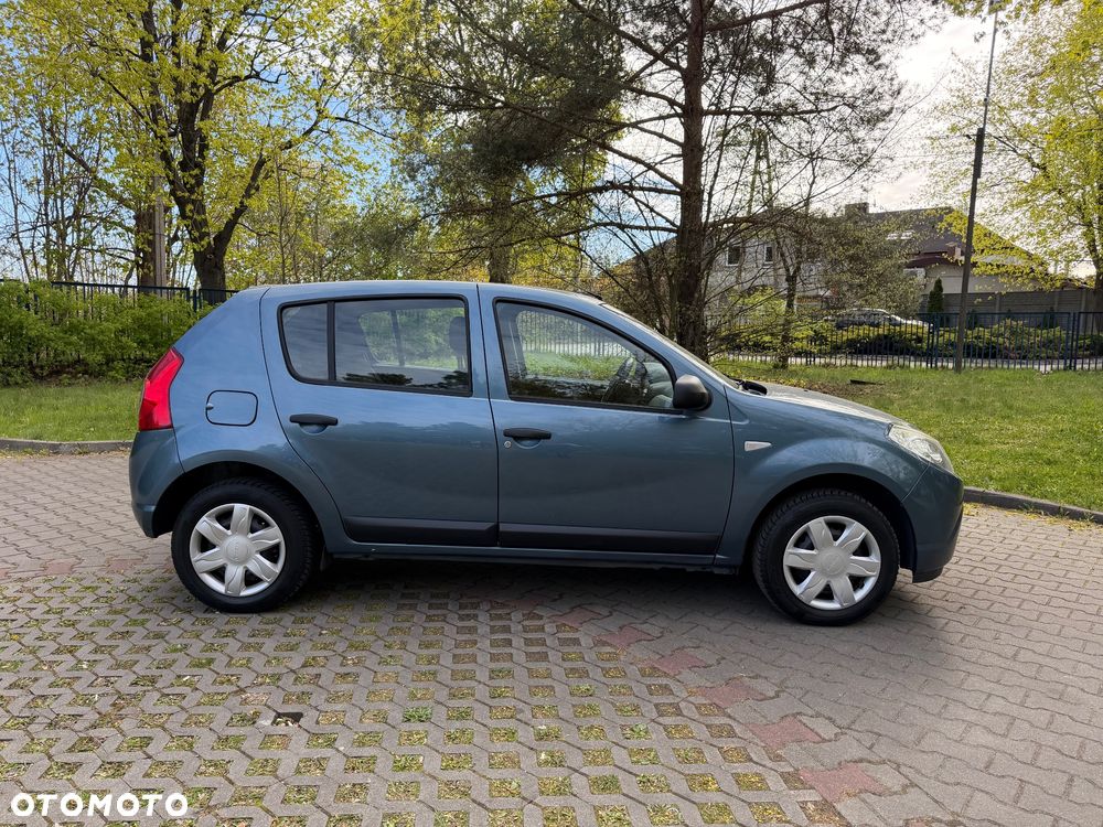 Dacia Sandero 1.2 16V - 8