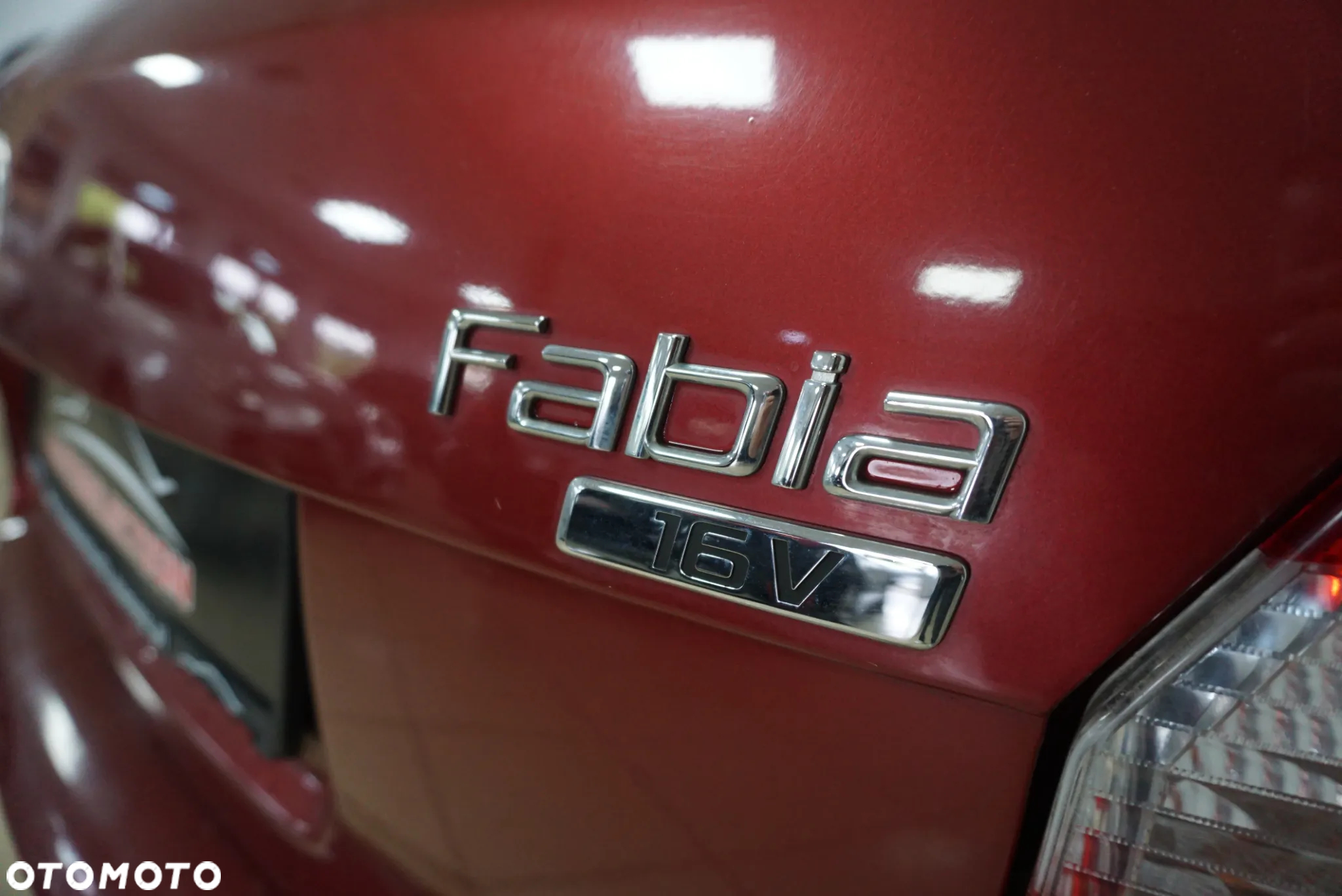 Skoda Fabia 1.4 16V Sport - 15