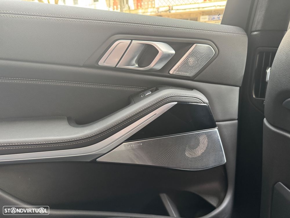 BMW X7 40 d xDrive Pack M - 14
