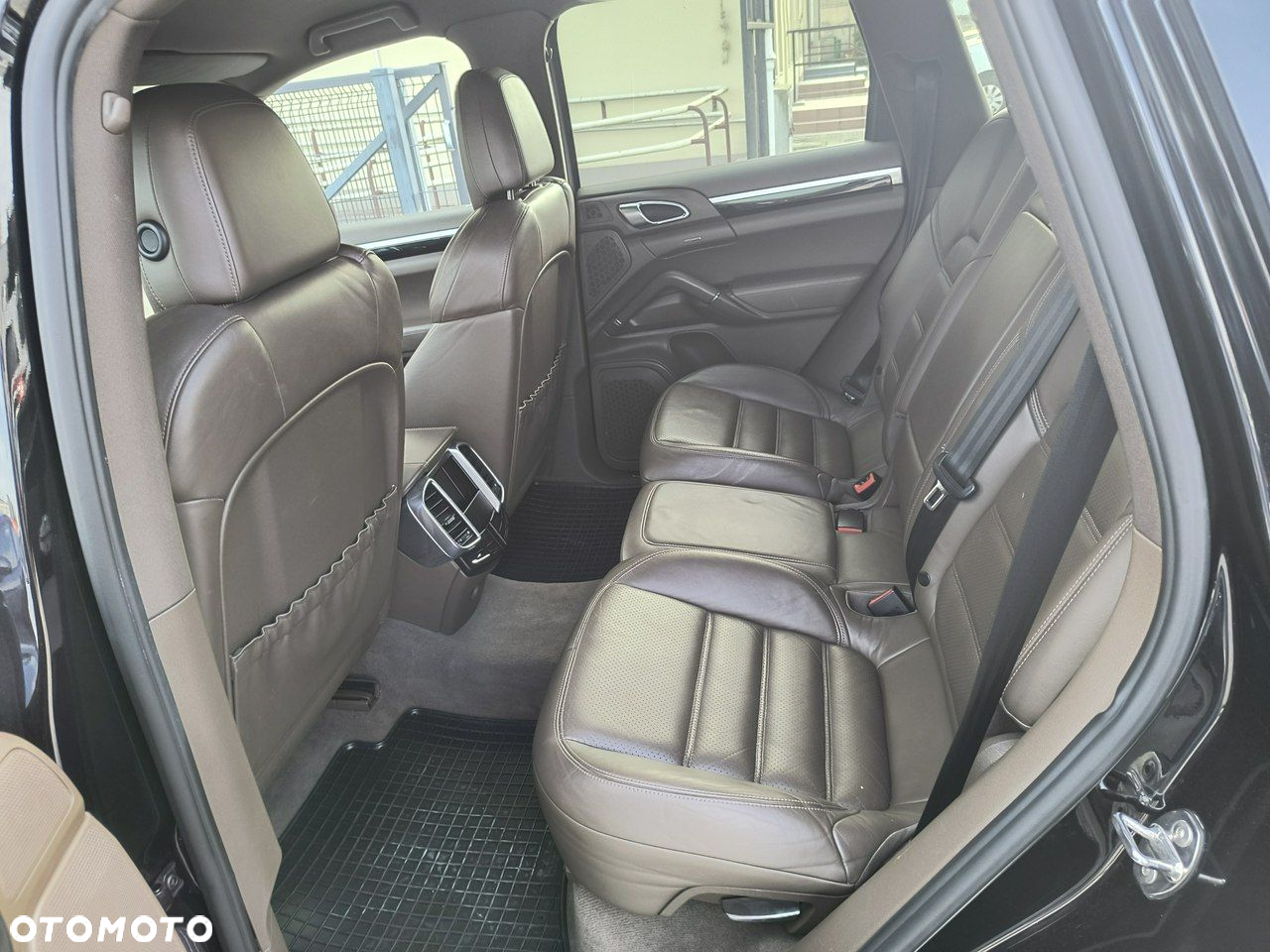 Porsche Cayenne Diesel Tiptronic S - 12