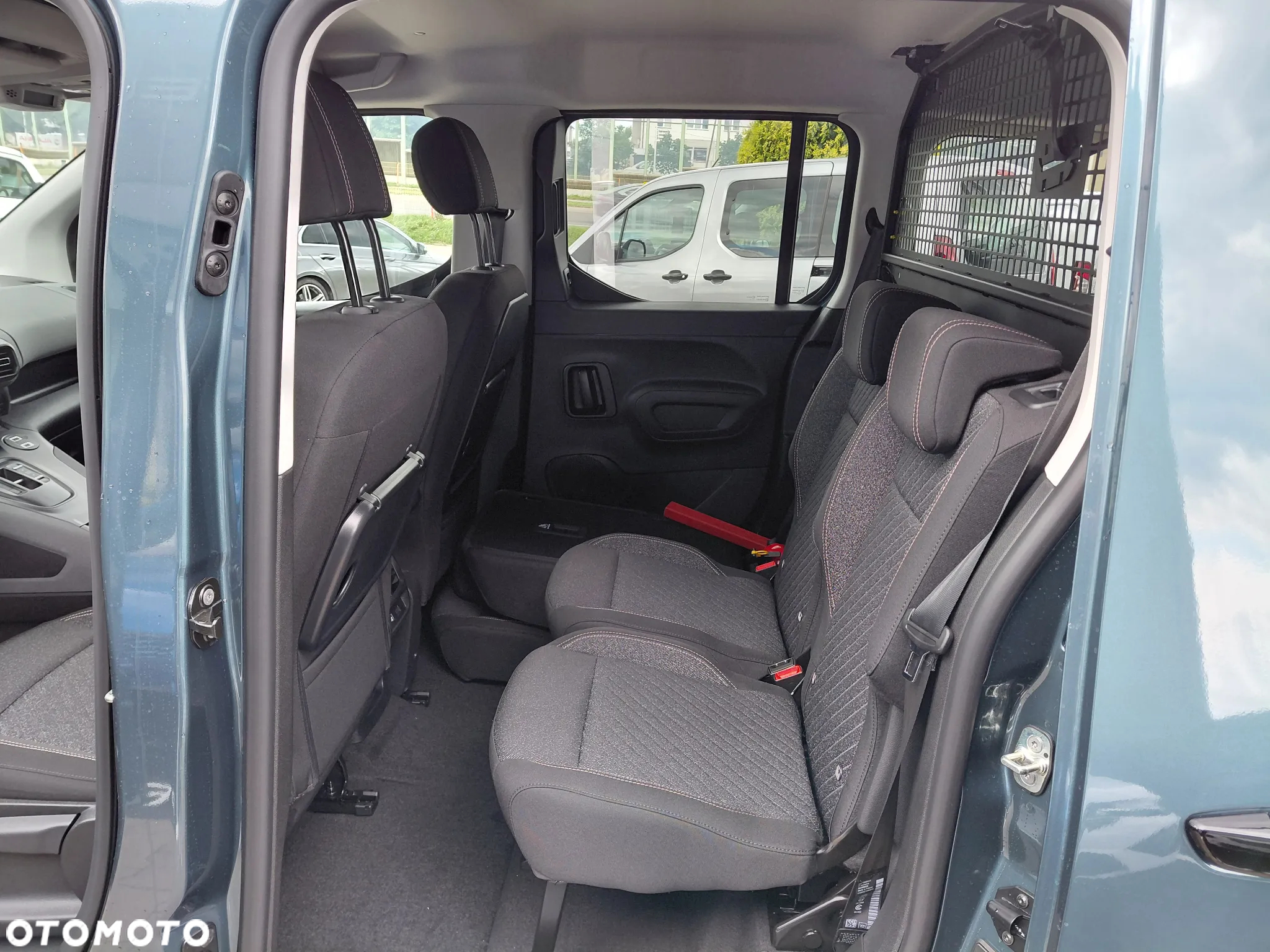 Peugeot Rifter 1.5 BlueHDI Allure S&S - 10