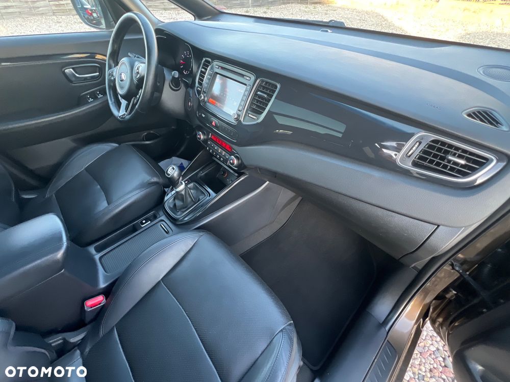 Kia Carens 1.6 GDI ISG Spirit - 34