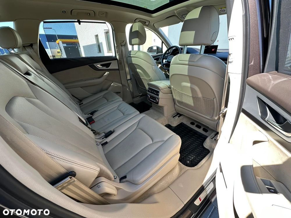 Audi Q7 3.0 TFSI Quattro Tiptronic - 13