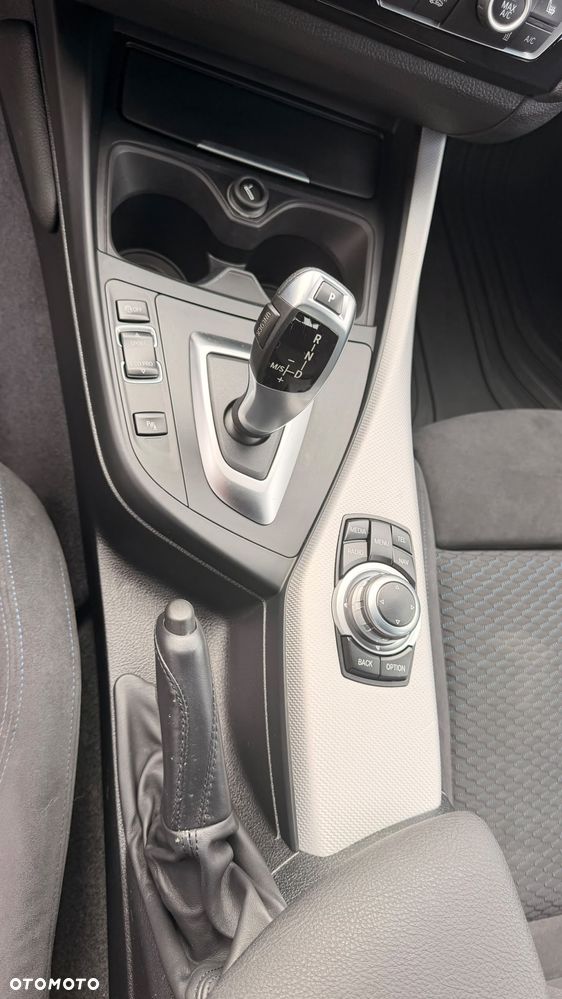 BMW Seria 1 118i M Sport - 9