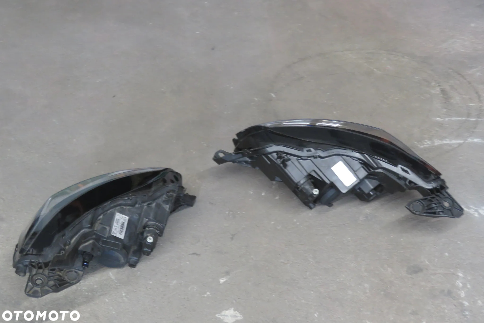 PEUGEOT 208 II lampy full led - 2