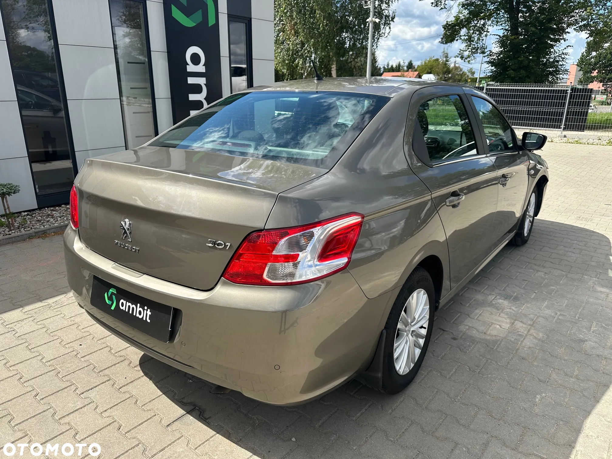 Peugeot 301 1.6 VTi Active - 8