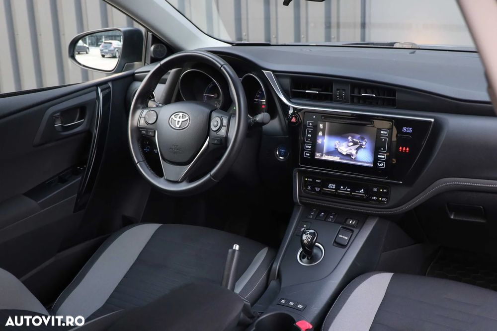 Toyota Auris 1.8 VVT-i Hybrid Automatik Design Edition - 5