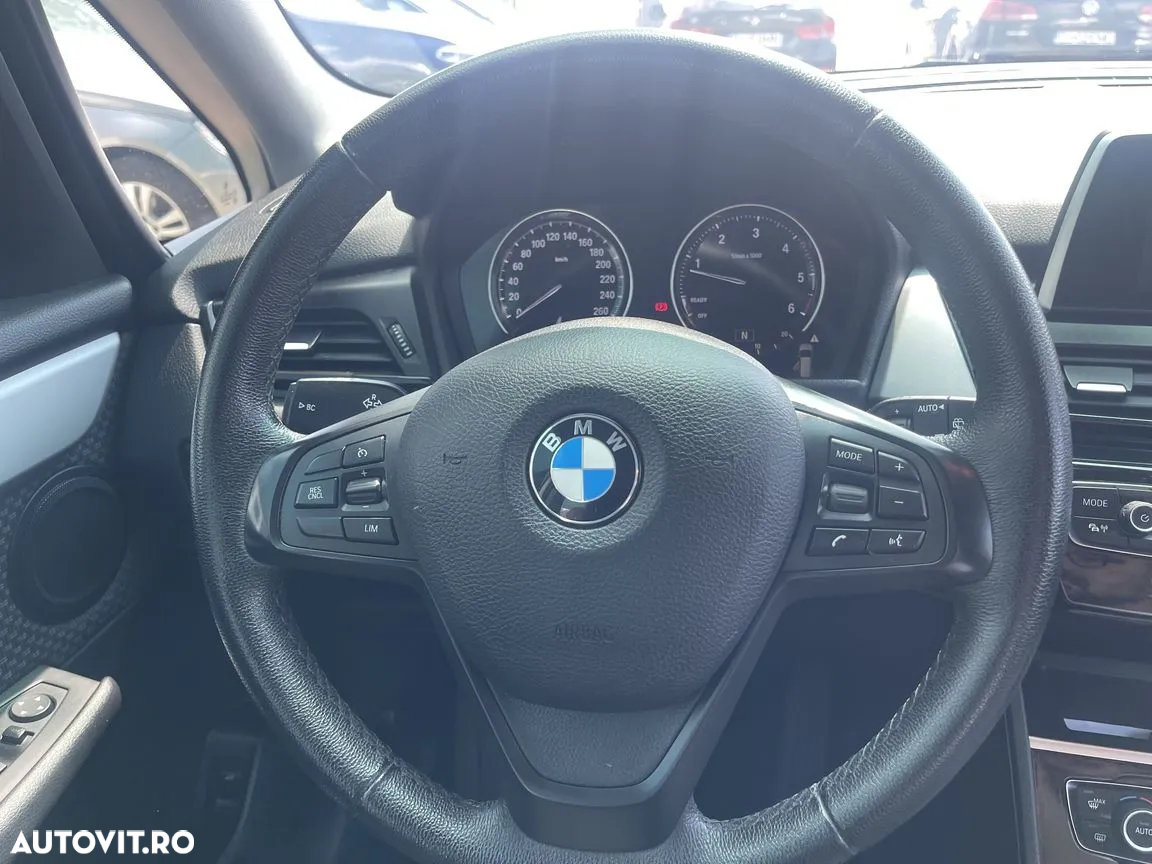 BMW Seria 2 218d Gran Tourer Advantage - 11