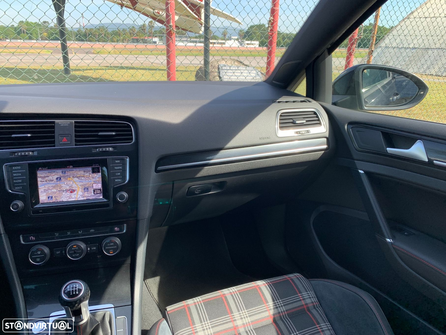 VW Golf 2.0 TSi GTi Performance - 51