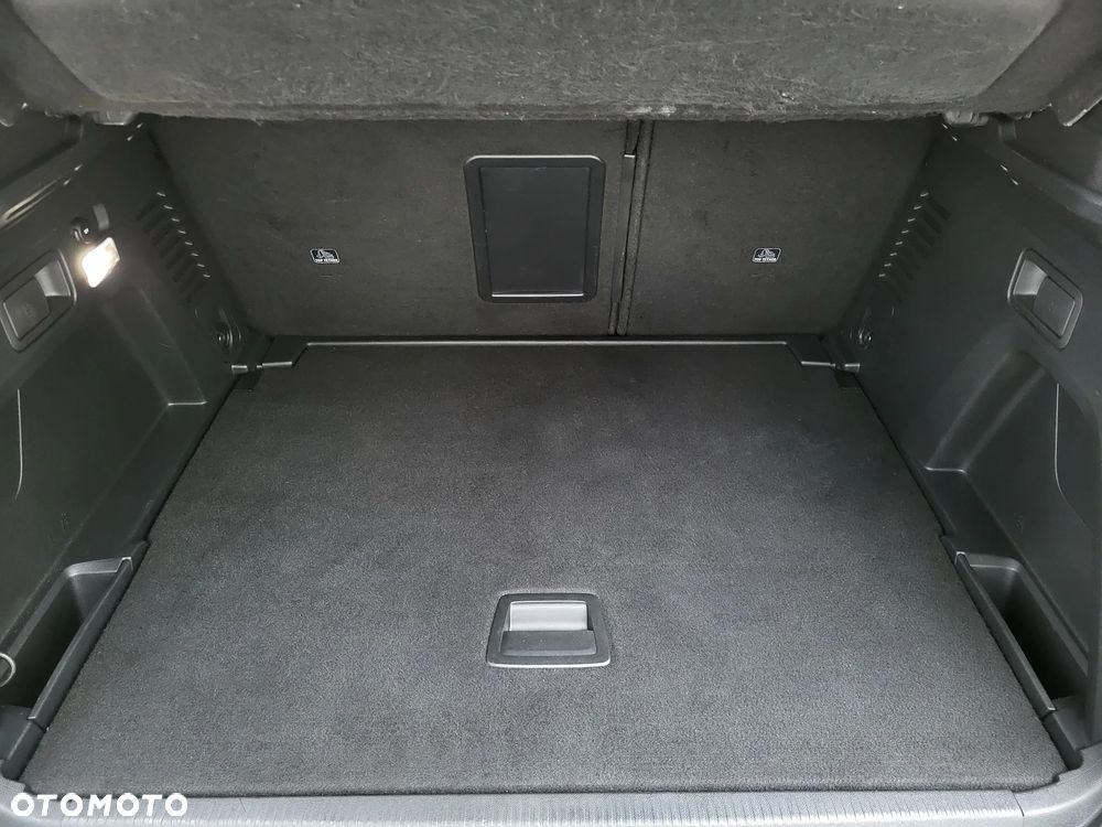 Peugeot 3008 BlueHDi 180 Stop & Start EAT8 GT - 12