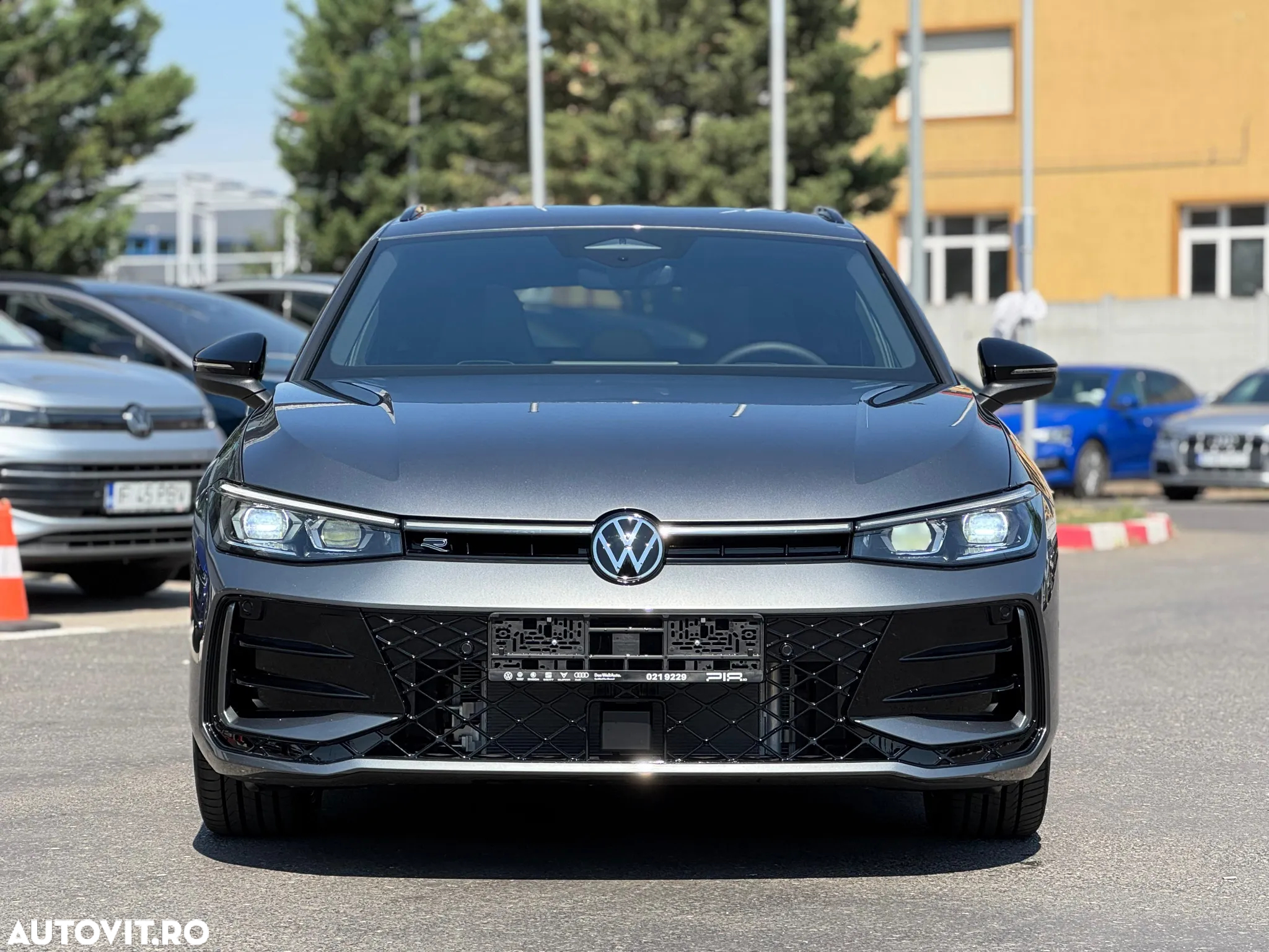 Volkswagen Passat Variant 2.0 TDI 4Motion DSG R-Line - 2