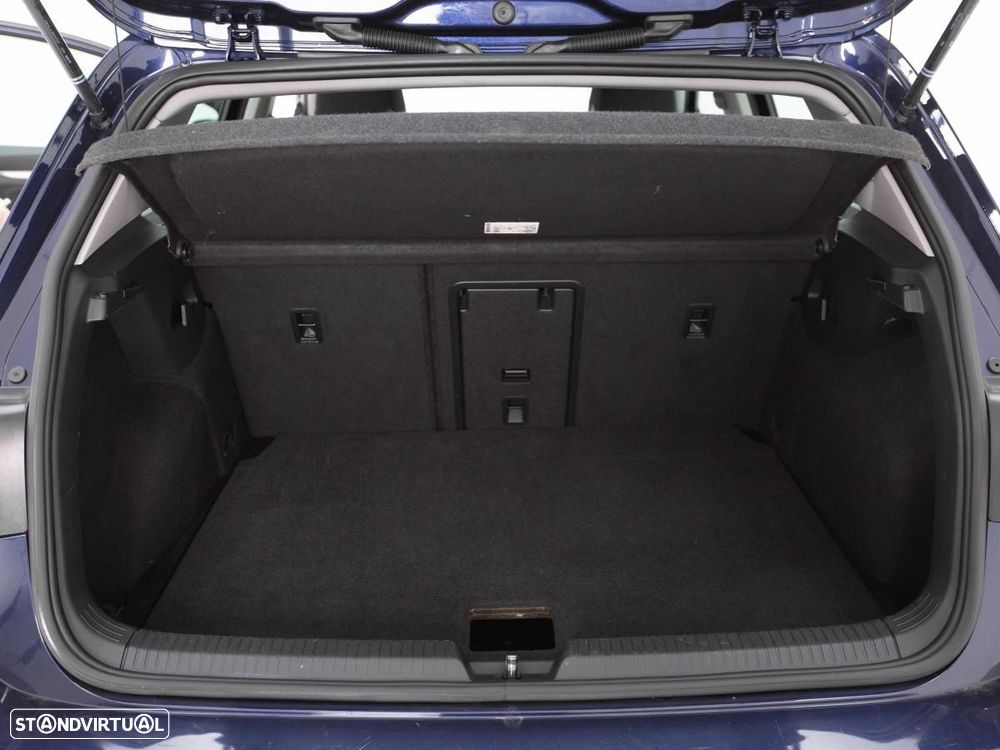 VW Golf 1.0 TSI Life - 13