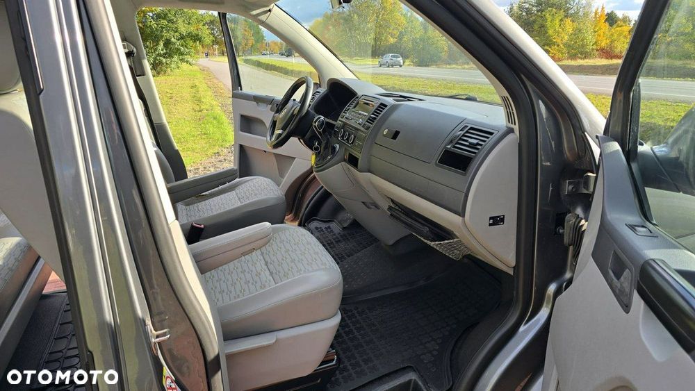 Volkswagen Transporter - 16