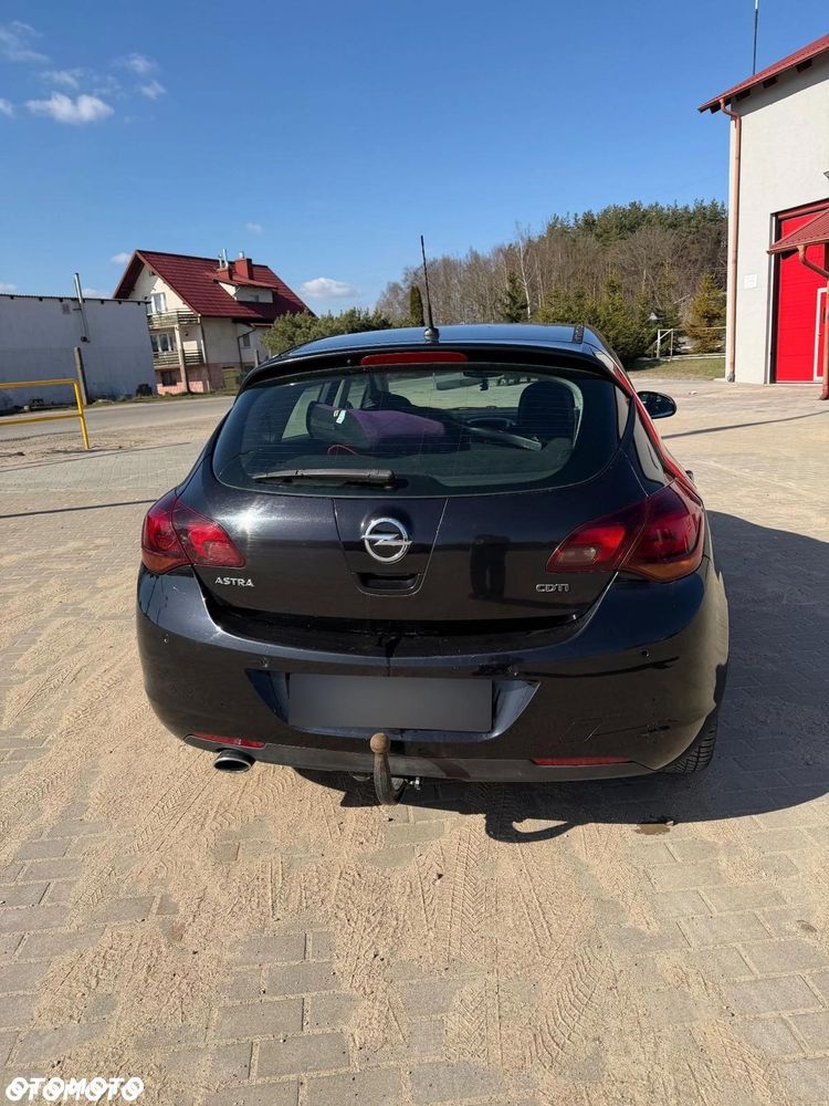 Opel Astra - 4