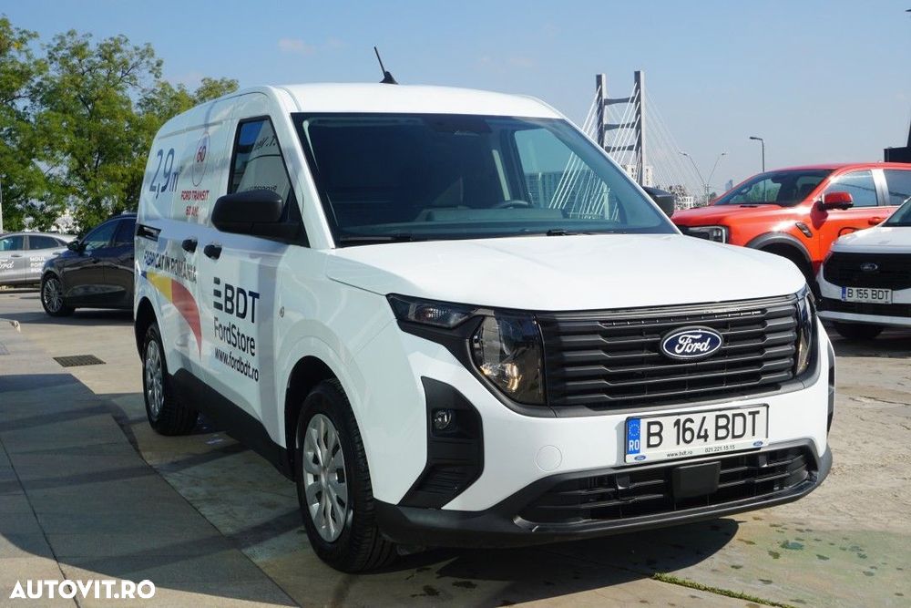 Ford Transit Courier - 3