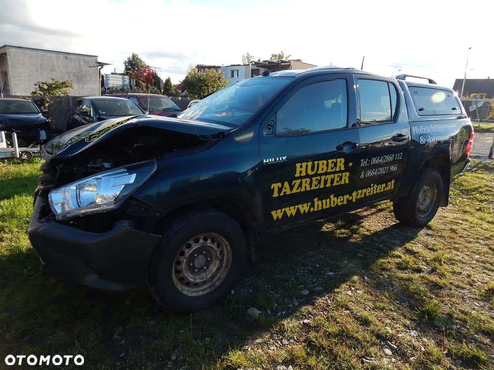 Toyota Hilux - 3