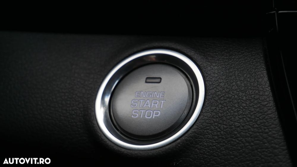 Hyundai IONIQ 1.6 GDI Premium - 25