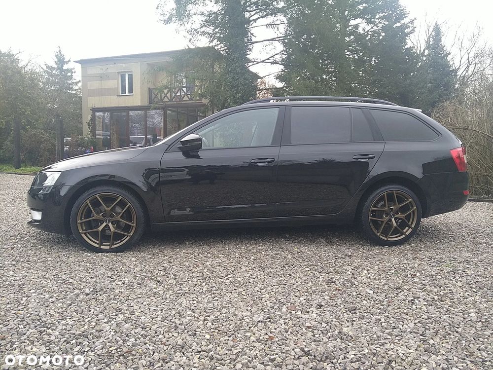 Skoda Octavia 2.0 TDI Edition DSG - 4