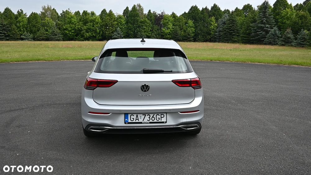 Volkswagen Golf 1.5 TSI EVO Style - 6