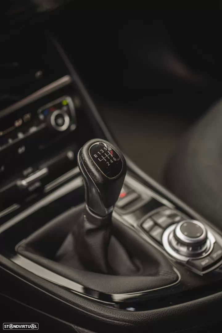 BMW 216 Gran Tourer d - 17