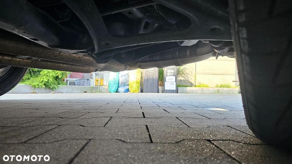 Volkswagen Touareg 6.0 W12 Automatik Sport - 37