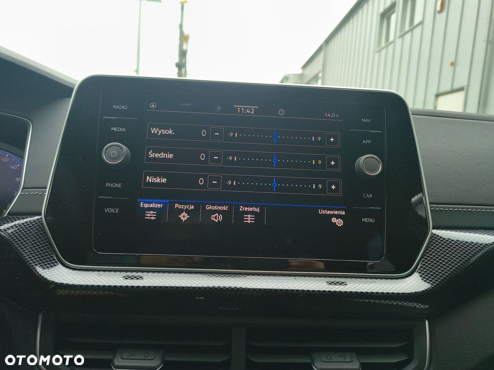 Volkswagen T-Cross 1.0 TSI R-Line Plus DSG - 30