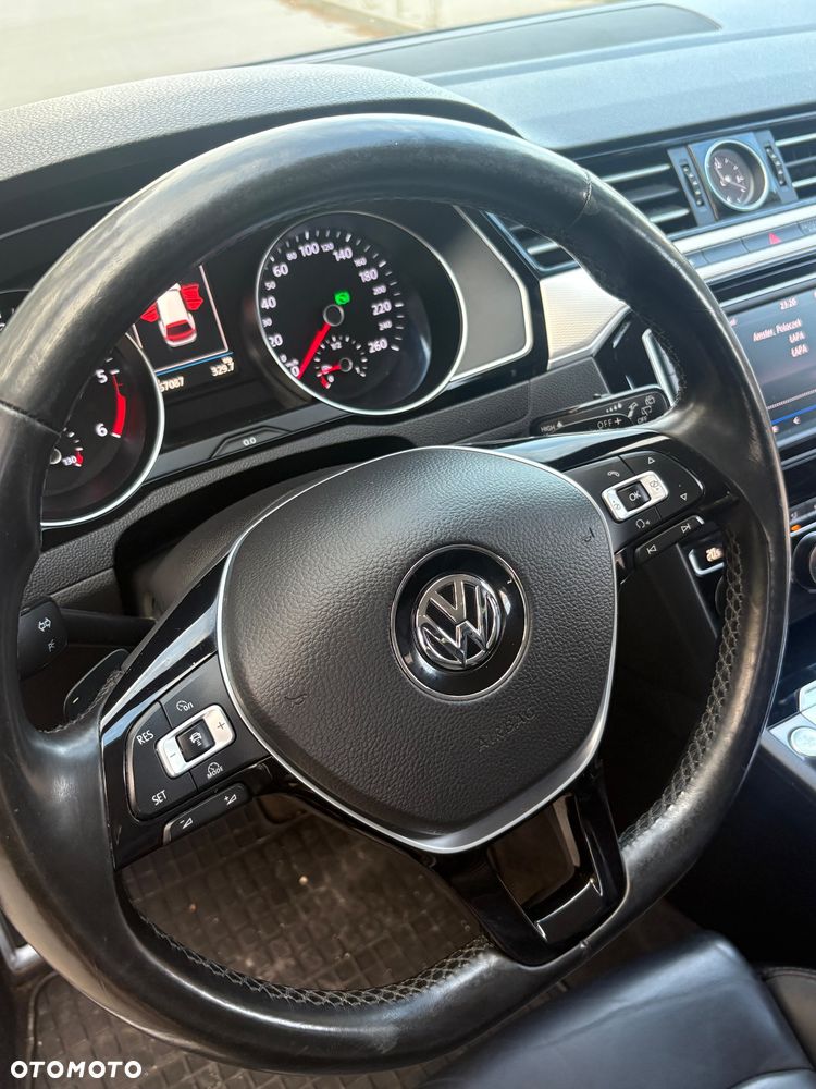 Volkswagen Passat Alltrack - 18