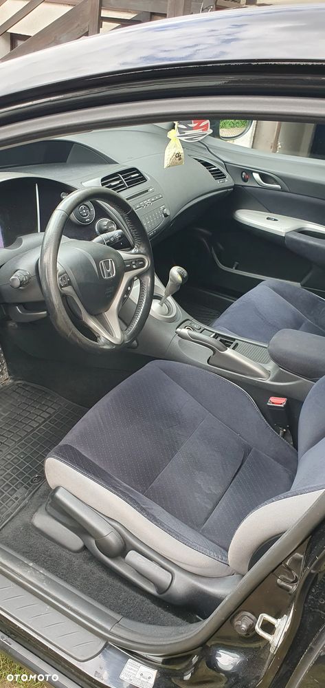 Honda Civic 1.8i-VTEC Comfort - 11