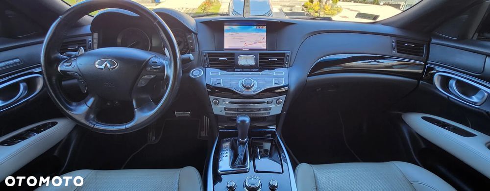 Infiniti M M30d S Premium - 24