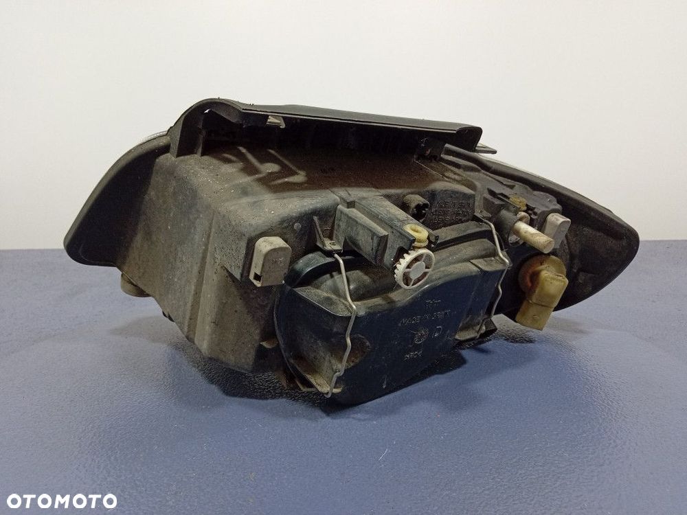 SEAT CORDOBA I IBIZA II LIFT 99-03 REFLEKTOR PRAWY LAMPA EU - 3