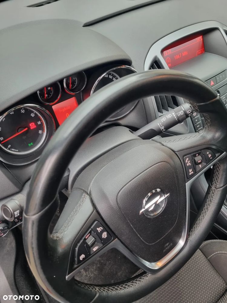 Opel Astra 1.4 Turbo Design Edition - 23