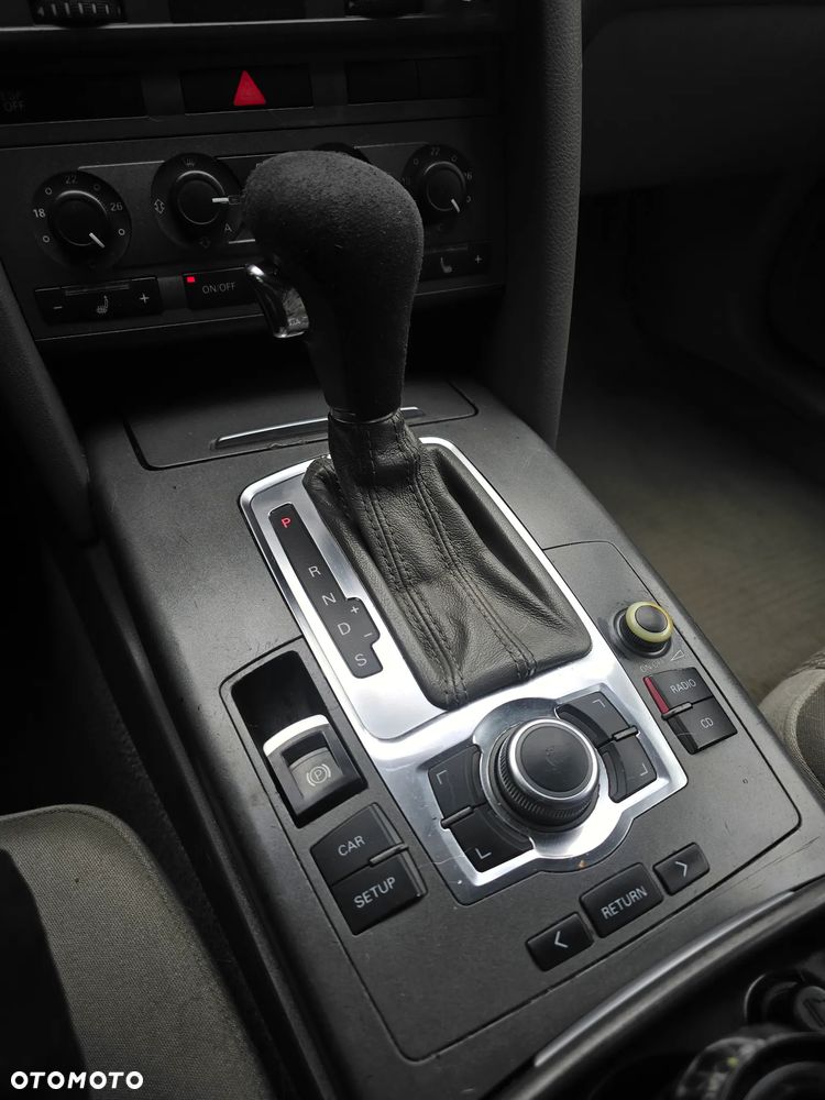 Audi A6 Avant - 27