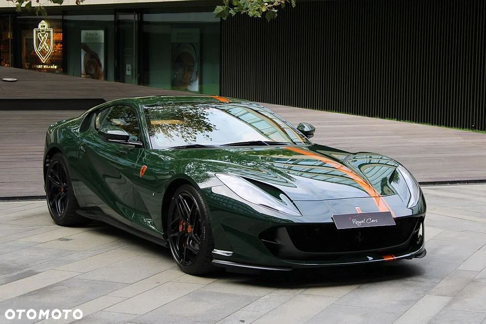 Ferrari 812 Superfast - 2