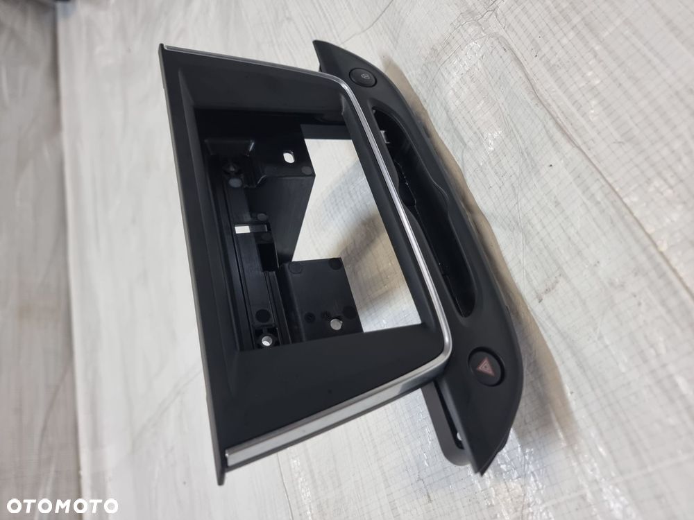 ramka radia wyświetlacza Opel Crossland X  39137997 - 2