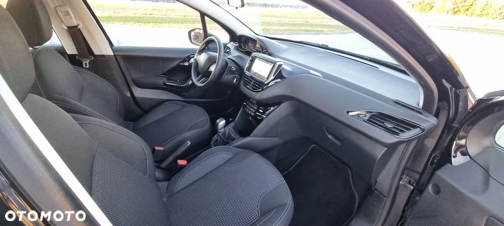 Peugeot 208 Blue-HDi 100 Stop&Start Allure - 10