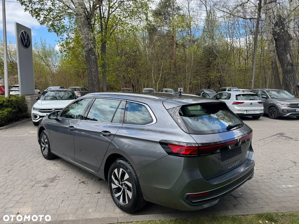 Volkswagen Passat - 6