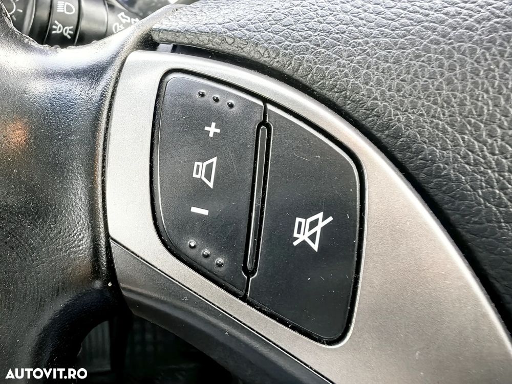 Hyundai i30 - 23