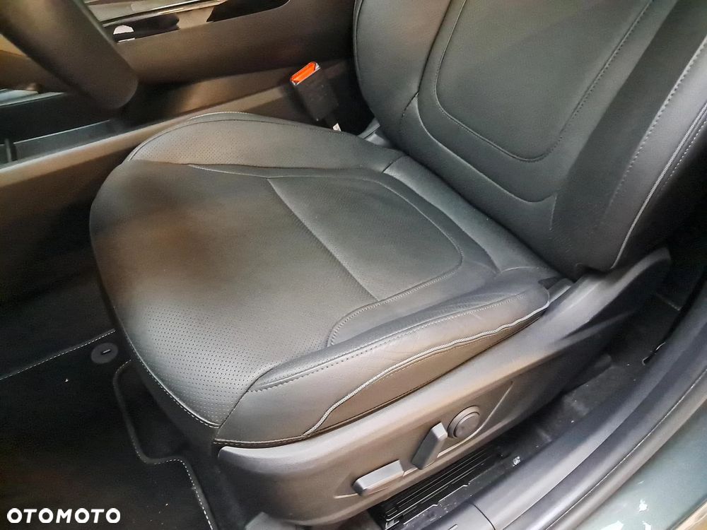 Hyundai Tucson 1.6 T-GDi HEV Platinum 2WD - 16