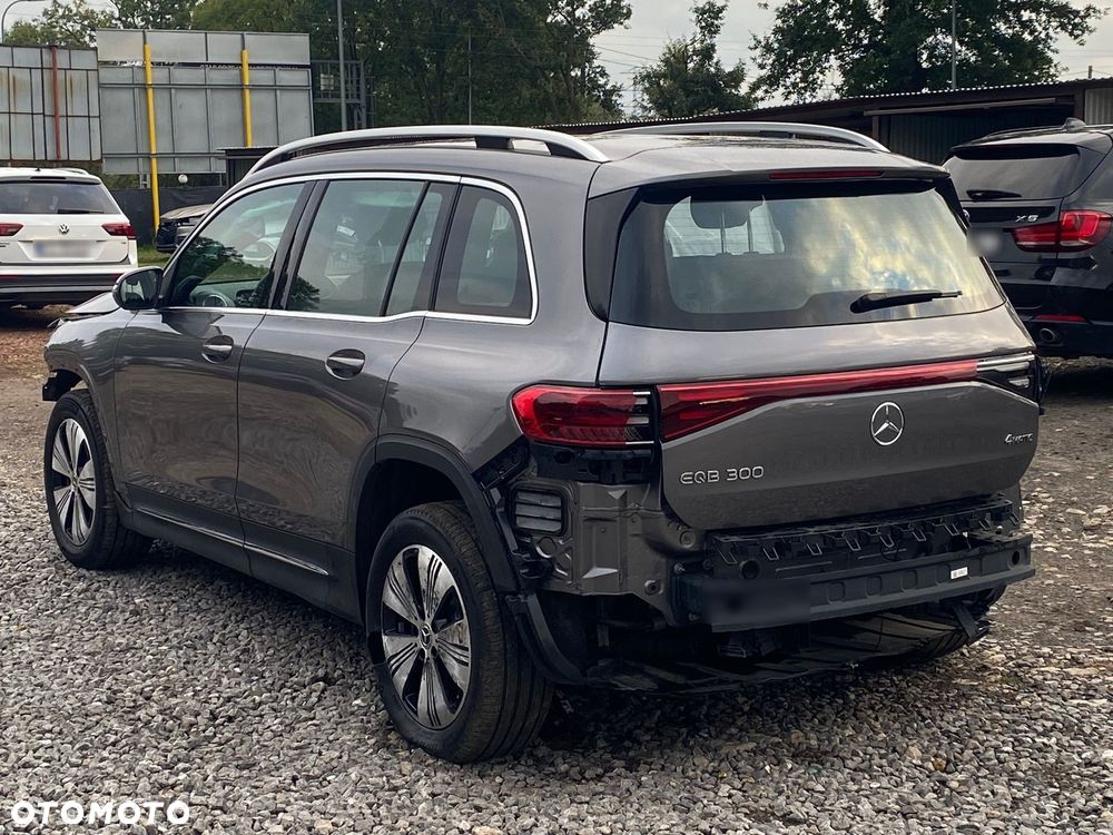 Mercedes-Benz EQB 300 66.5kWh 4-Matic Progressive - 4