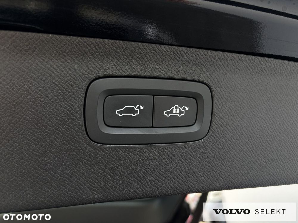 Volvo XC 90 - 27