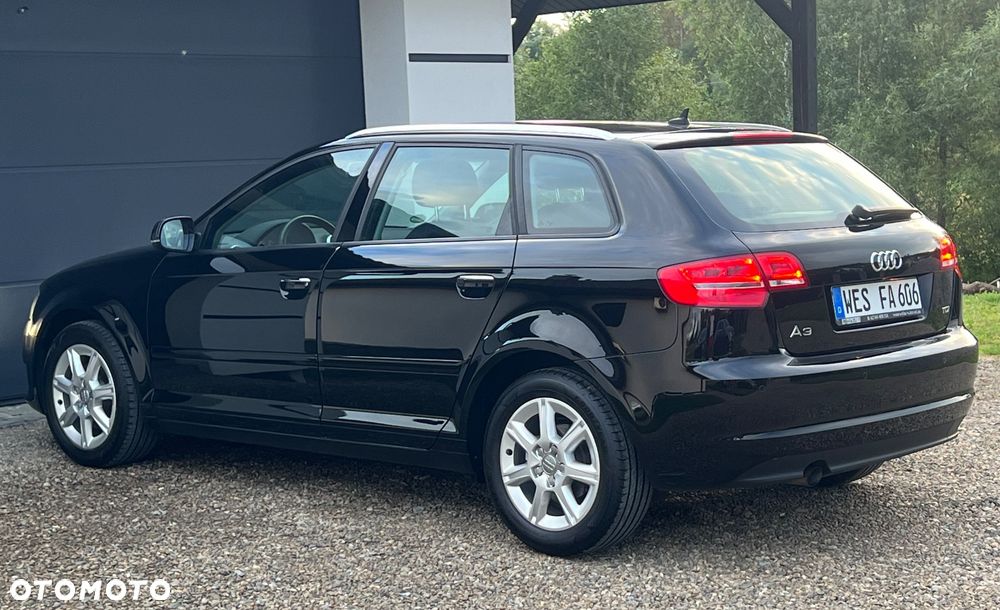 Audi A3 Sportback 2.0 TDI DPF S line Sportpaket - 13