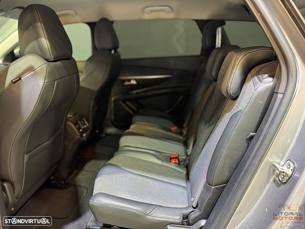 Peugeot 5008 1.2 PureTech Allure J18 - 17